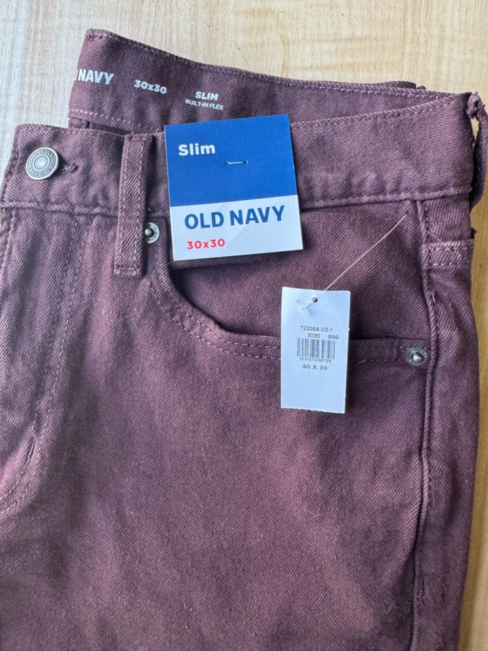 🆕 Old Navy 30” Slim Five-Pocket dark brown jeans NWT